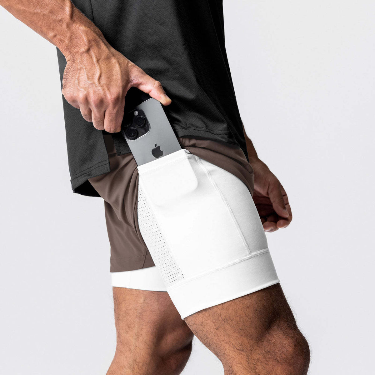 DELYXN  Elastic Quick-Dry Training Shorts