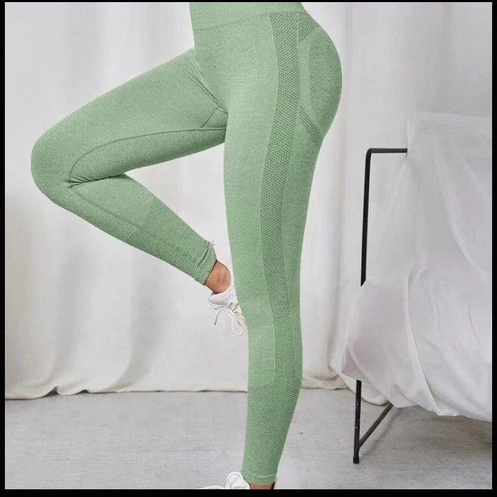 Verde oscuro